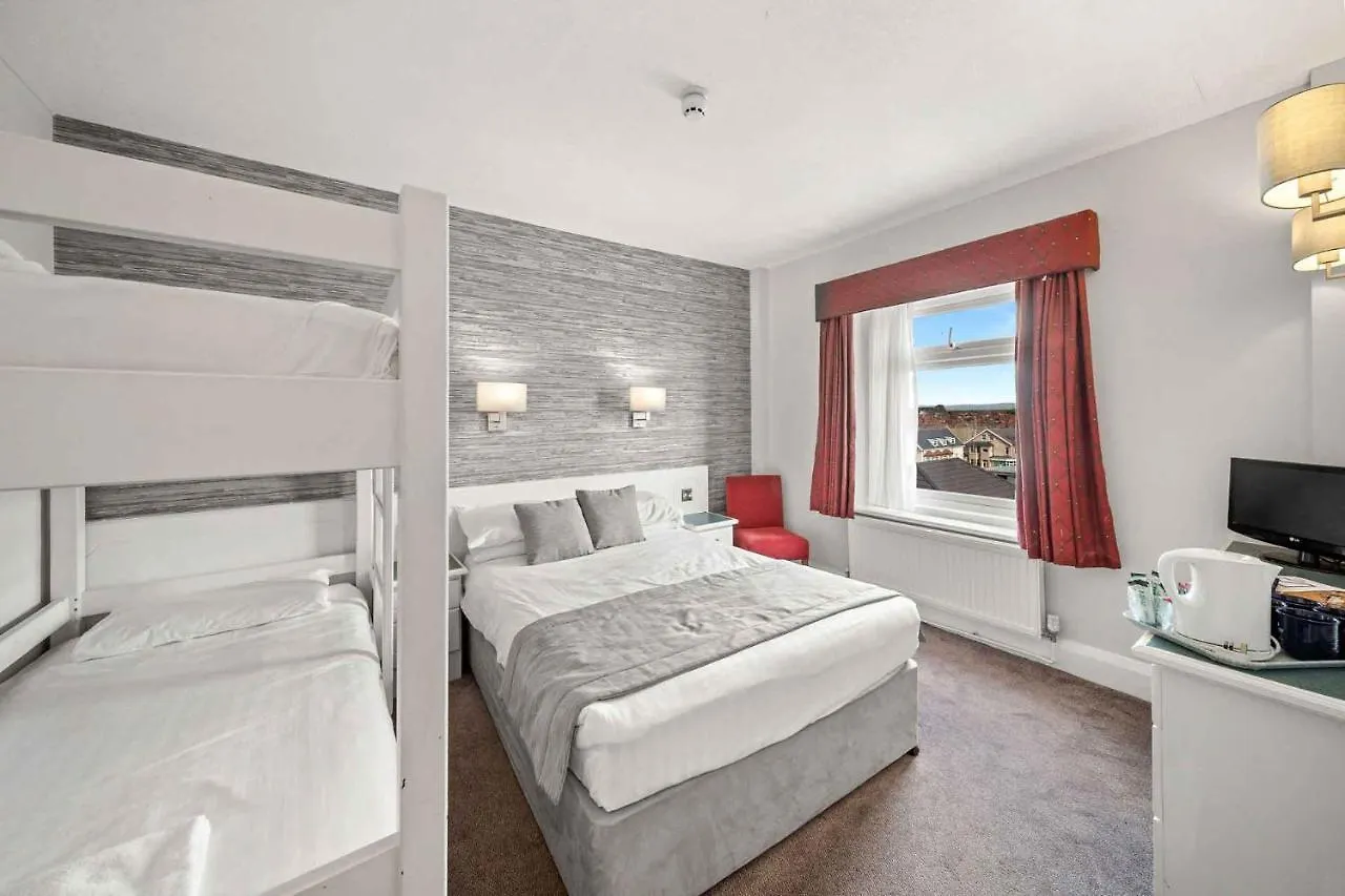 Cliffs Hotel Blackpool 3*,